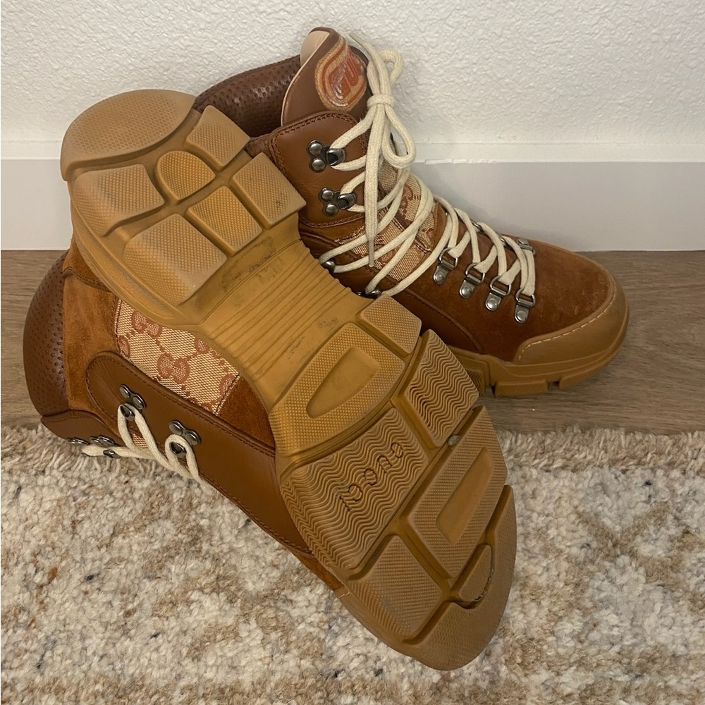 Gucci Brown Leather Hiking Boots with Cream Tongue - Picture 2 of 6